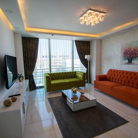 Aquamarine Luxury Residence ไคริเนีย ภายนอก รูปภาพ